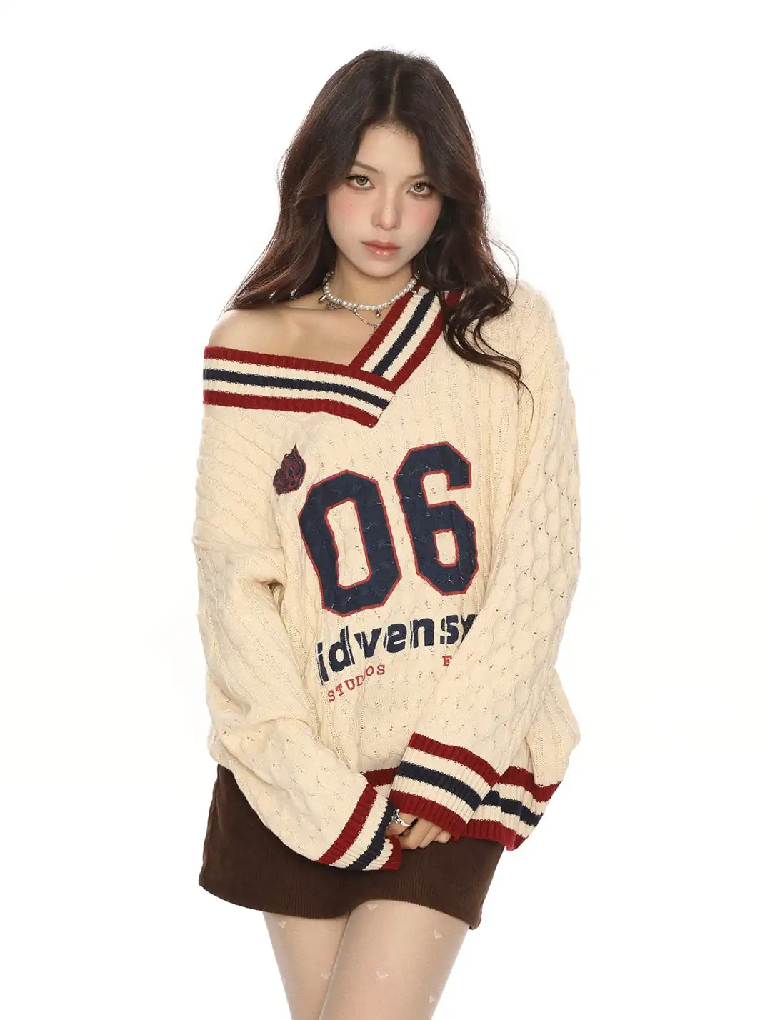 BIGGOLD | Color-Blocked V-Neck Cable Knit Sweater