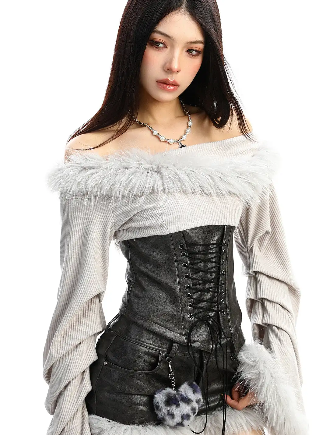 BIGGOLD | Fur Collar Off-Shoulder Long Sleeves
