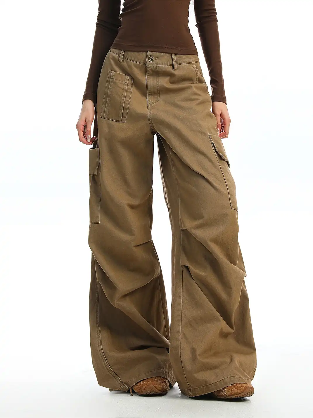 BIGGOLD | Utility Pockets Wide-Leg Cargo Pants