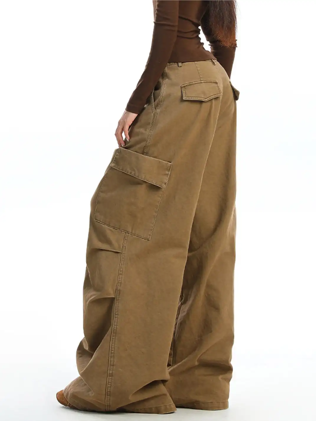 BIGGOLD | Utility Pockets Wide-Leg Cargo Pants