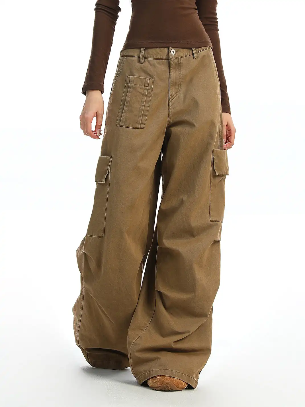 BIGGOLD | Utility Pockets Wide-Leg Cargo Pants