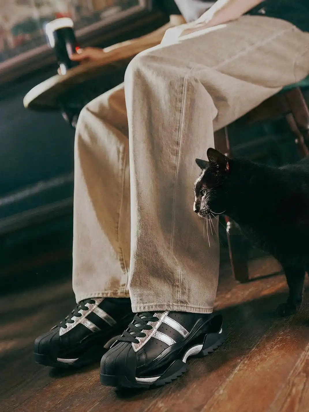 M88M | Fashionable Hollowed-Out Sole Platform Sneakers-Black Sliver