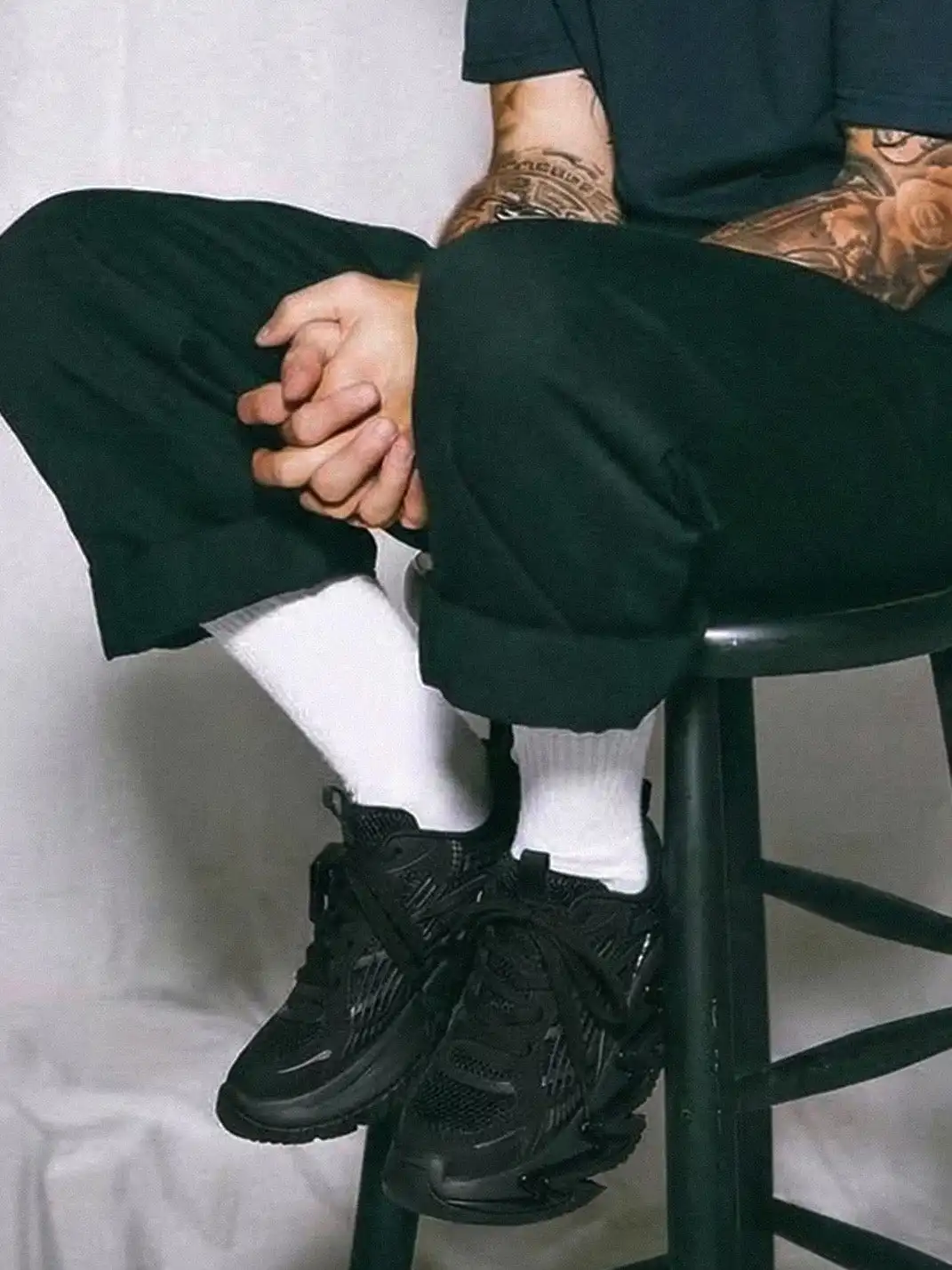 M88M | Zigzag Sole Chunky Sneakers-Black