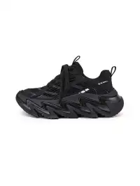 M88M | Zigzag Sole Chunky Sneakers-Black