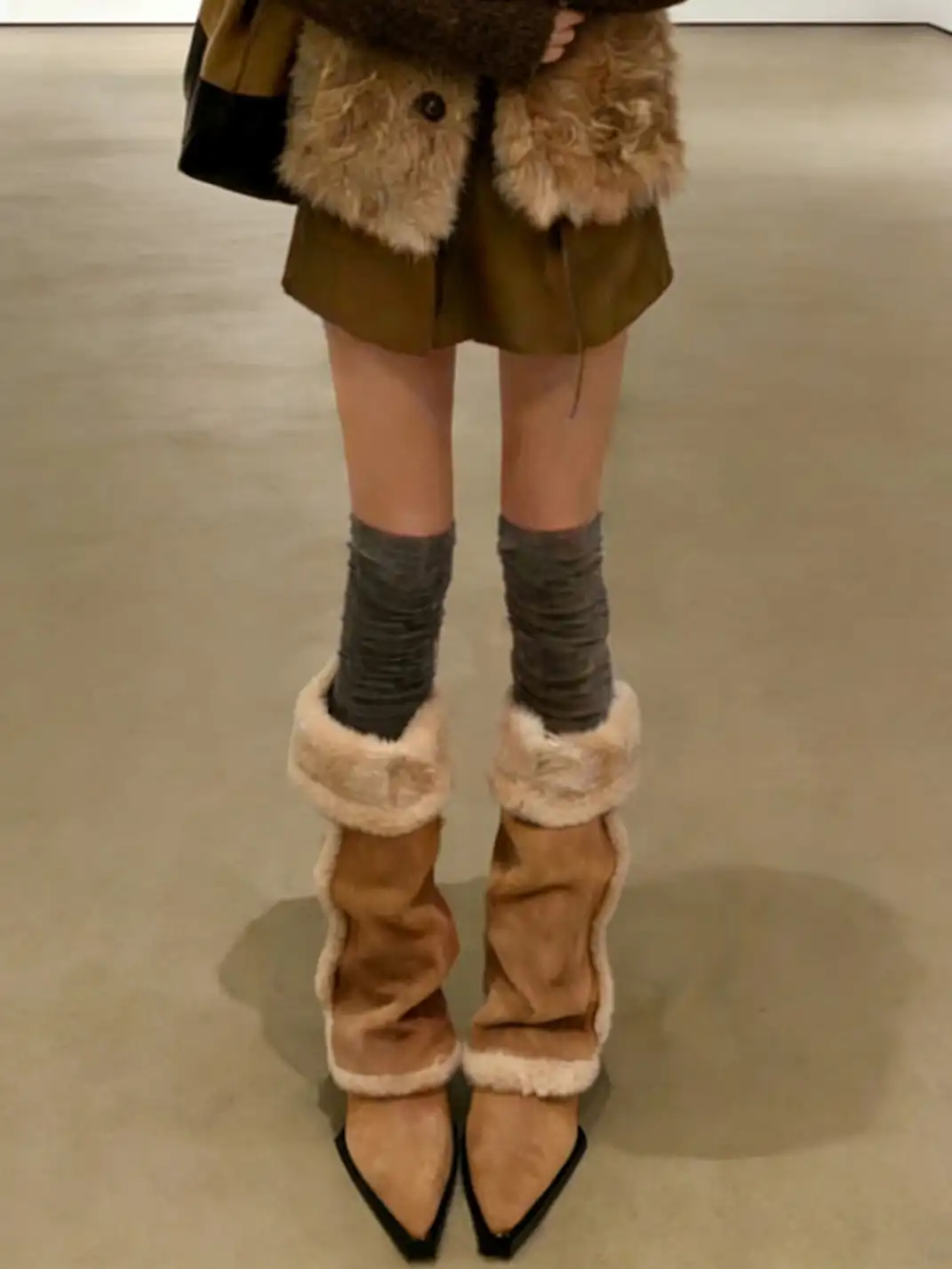 PINJIAHUI | Fleece-Lined Platform Pointed-Toe Trouser Boots