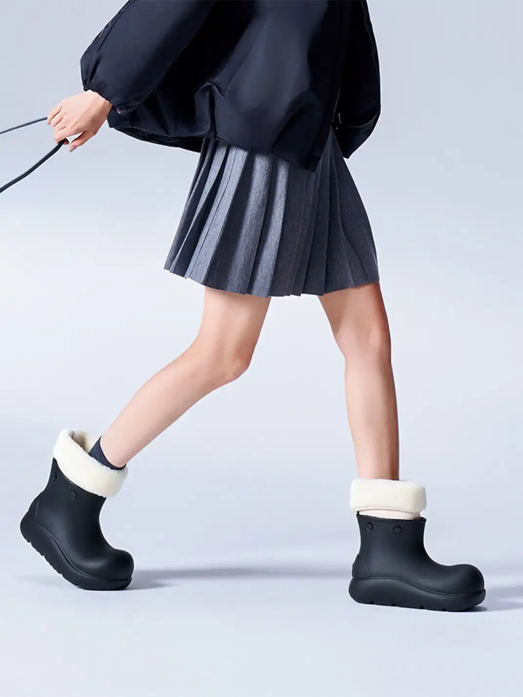BEYS | Minimalist Design Non-Slip Fur-Lined Winter Boots-Black