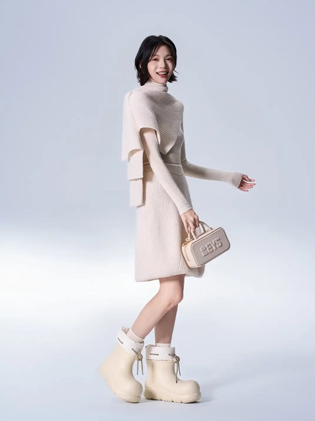 BEYS | Minimalist Waterproof Winter Boots with Adjustable Drawstring-Beige