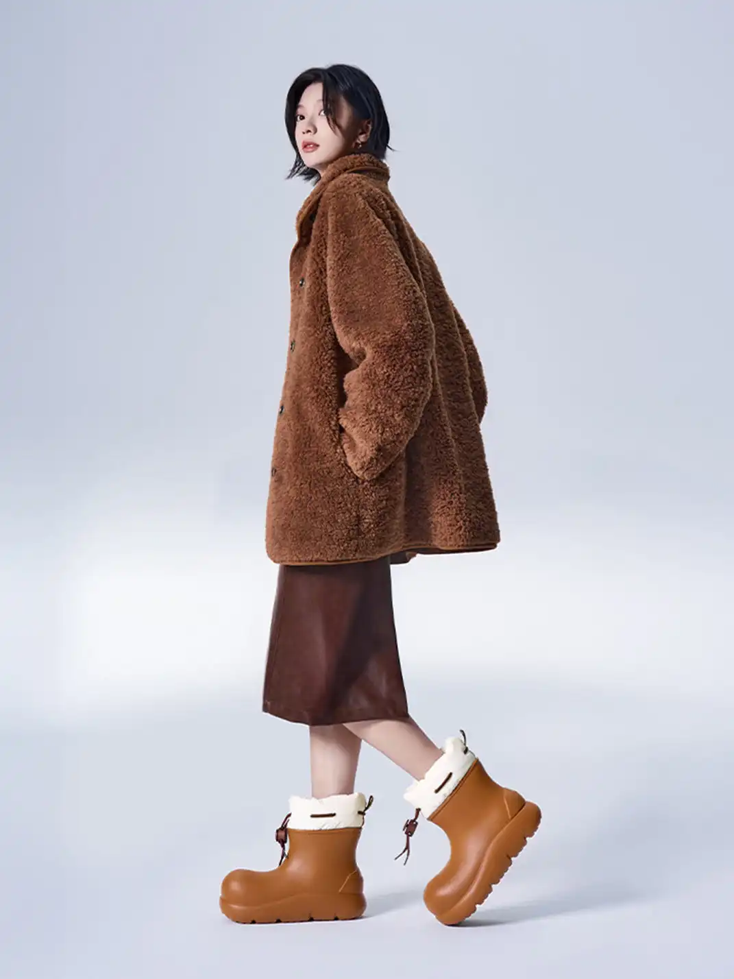 BEYS | Minimalist Waterproof Winter Boots with Adjustable Drawstring-Brown