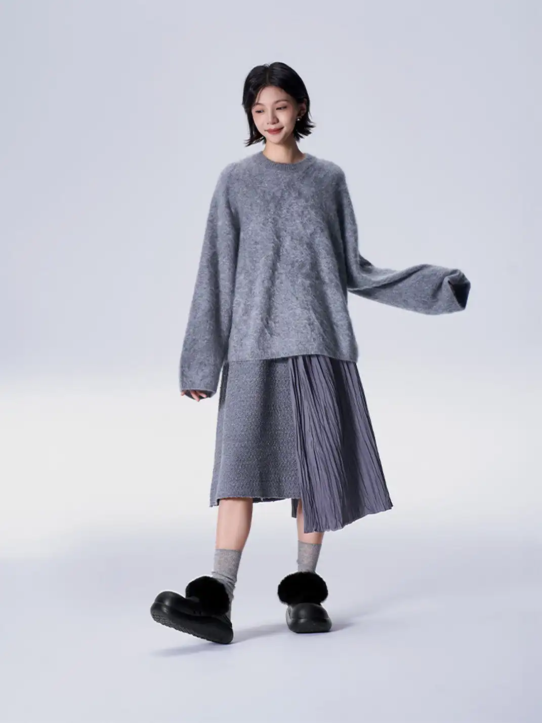 BEYS | Faux Fur Lined Slippers-Black