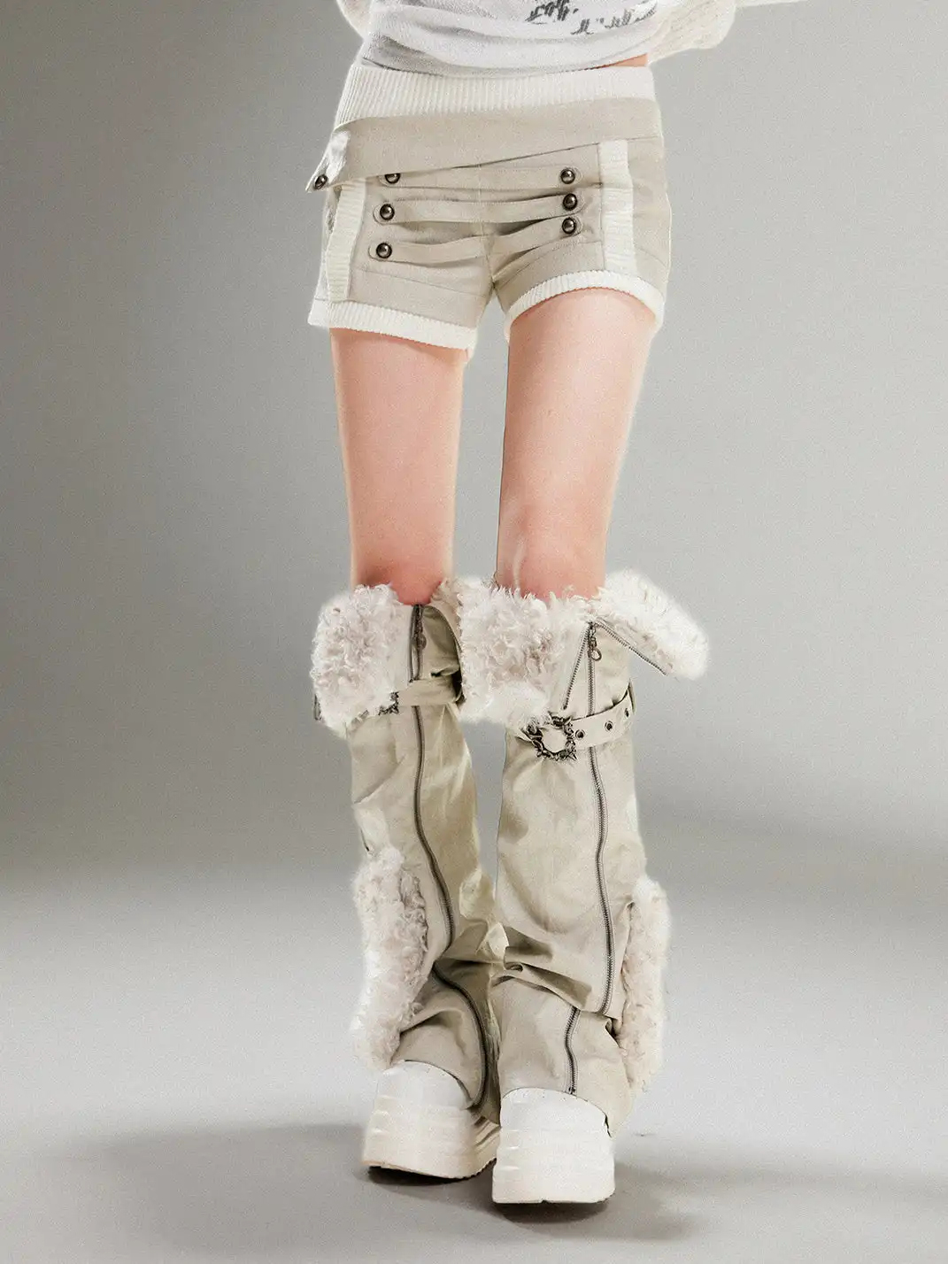 ARIADNAw | Low-Waisted Shorts