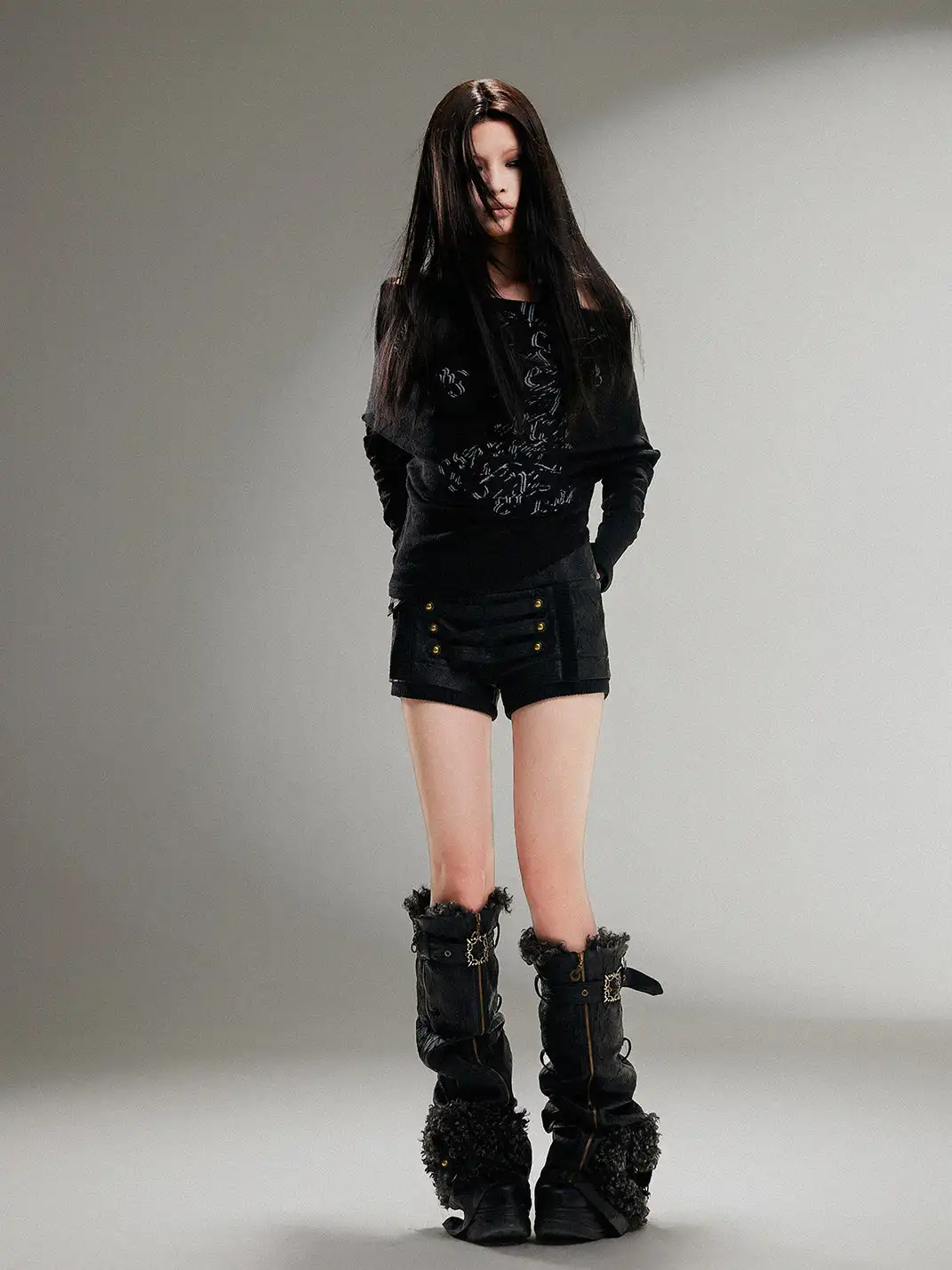 ARIADNAw | Heavy-Duty Punk Leather Patchwork Hairy Leg Warmers