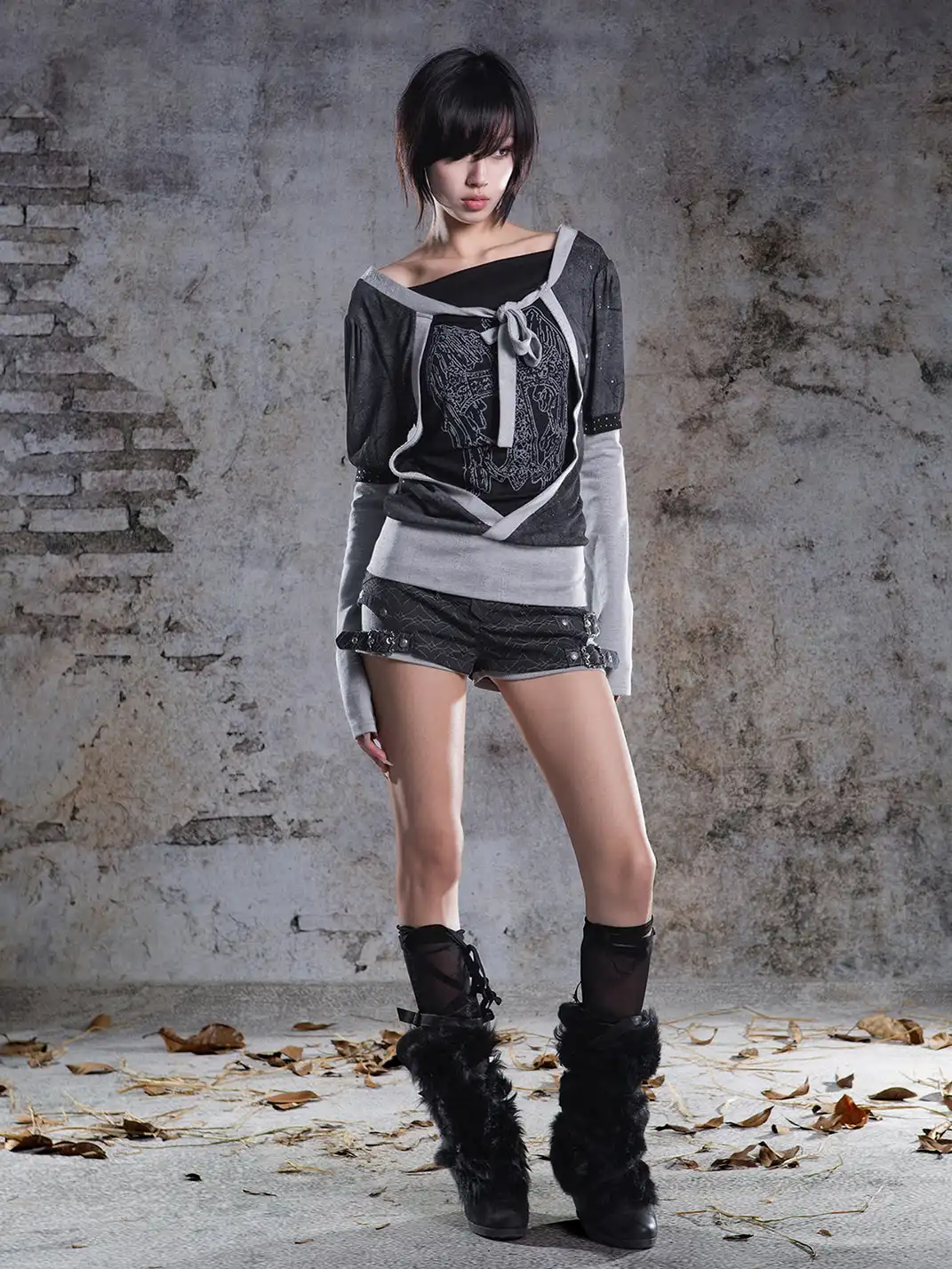 ARIADNAw | Faux Two-Piece Low-Rise Shorts