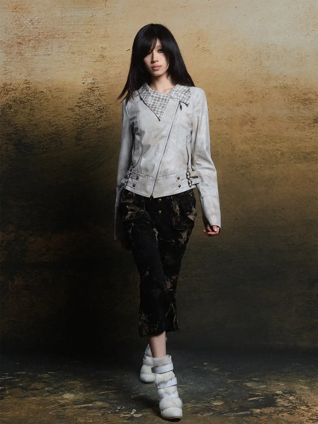 ARIADNAw | Asymmetric Collar Short Leather Jacket
