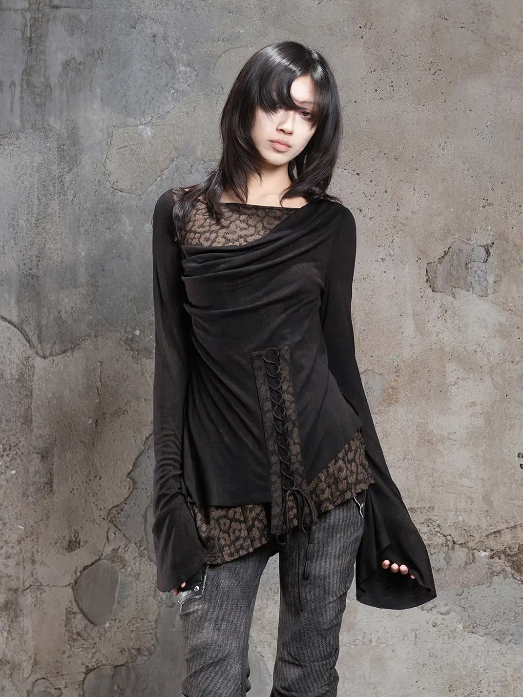 ARIADNAw | Fake Two-Piece Crew Neck Knit Blouse