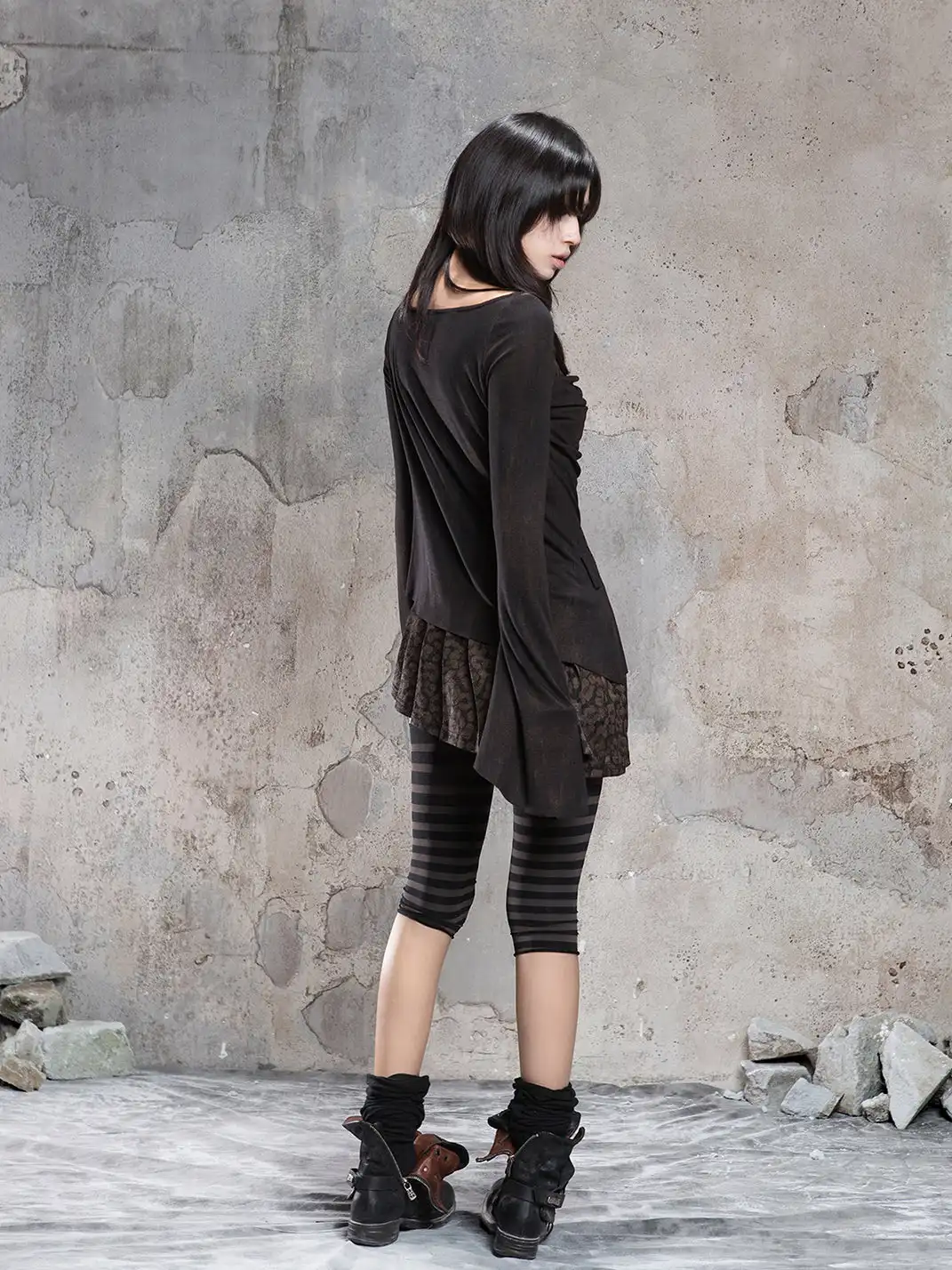 ARIADNAw | Fake Two-Piece Crew Neck Knit Blouse