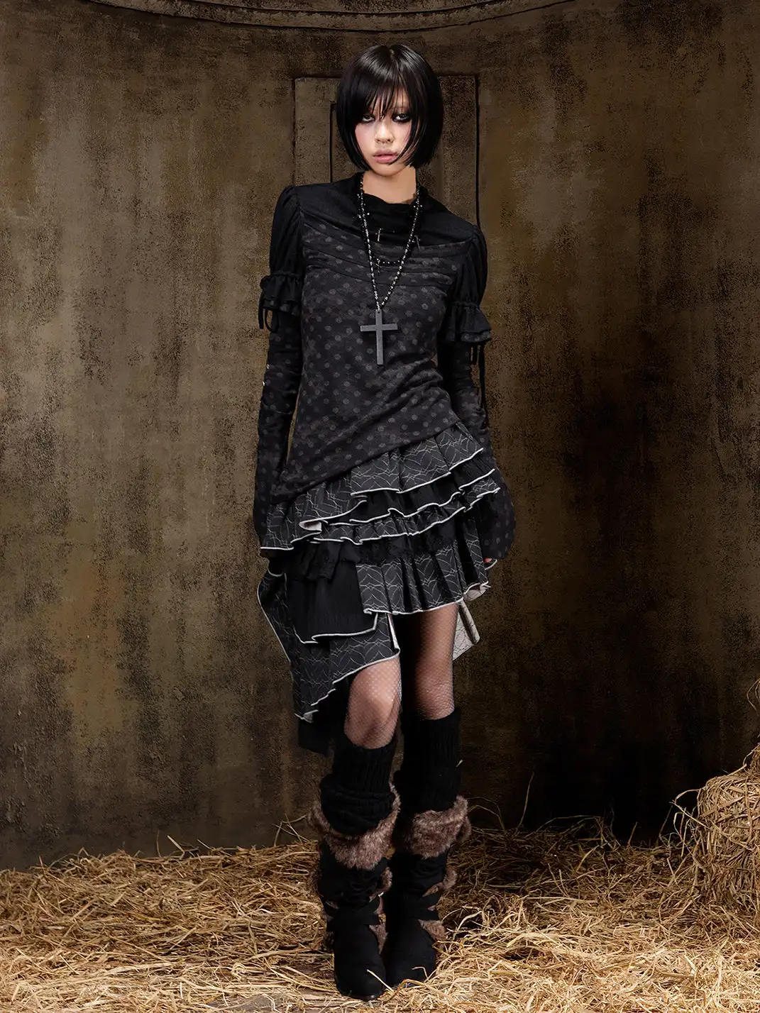 ARIADNAw | Asymmetrical Ruffle Sleeve Turtleneck Top
