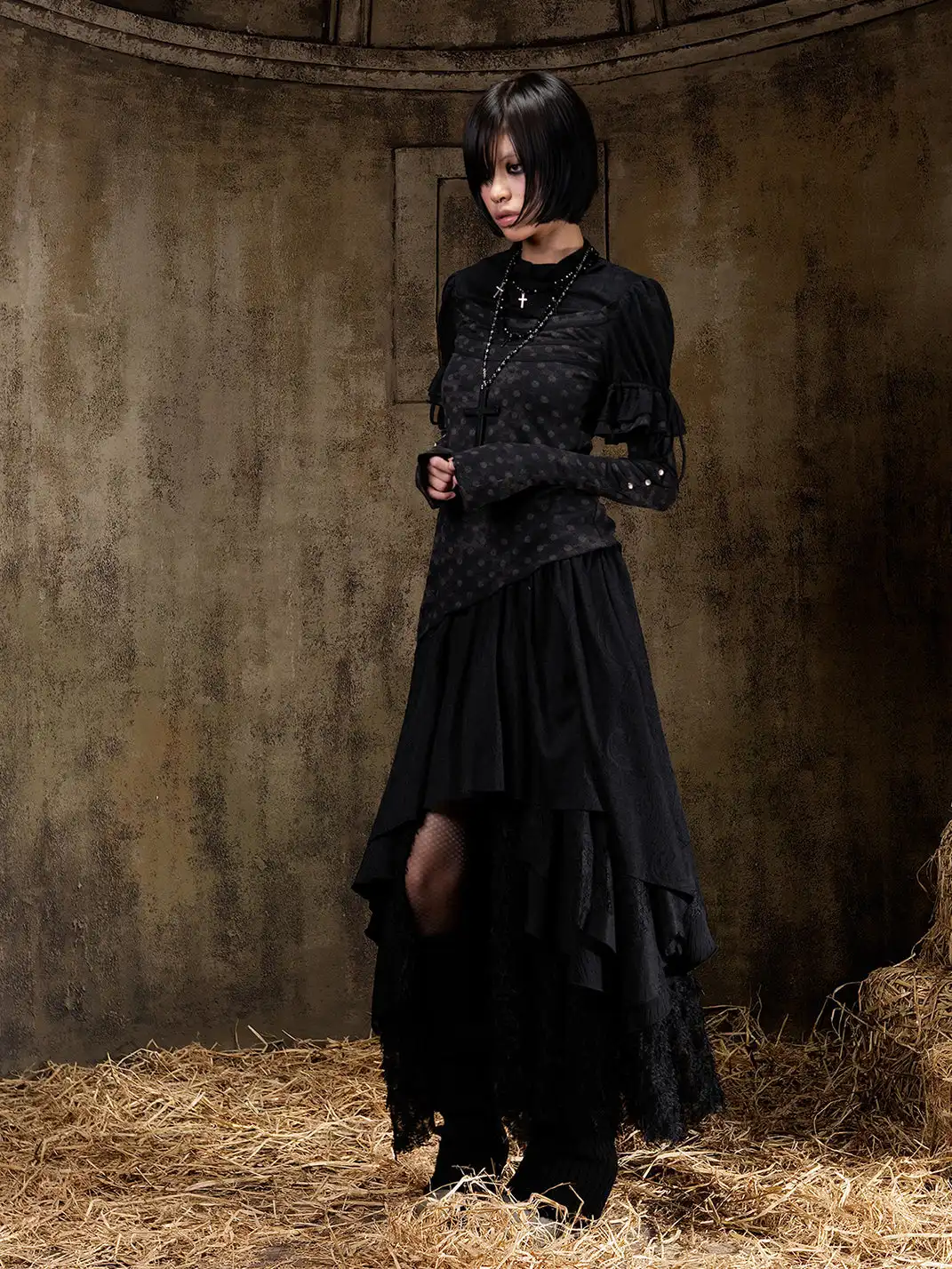 ARIADNAw | Asymmetrical Ruffle Sleeve Turtleneck Top