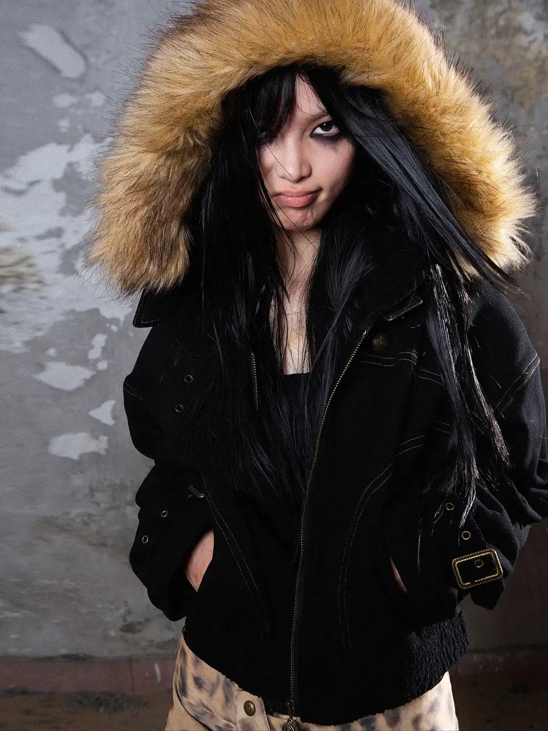 ARIADNAw | Heavy-Duty Two-Way Short Jacket With Fur Collar