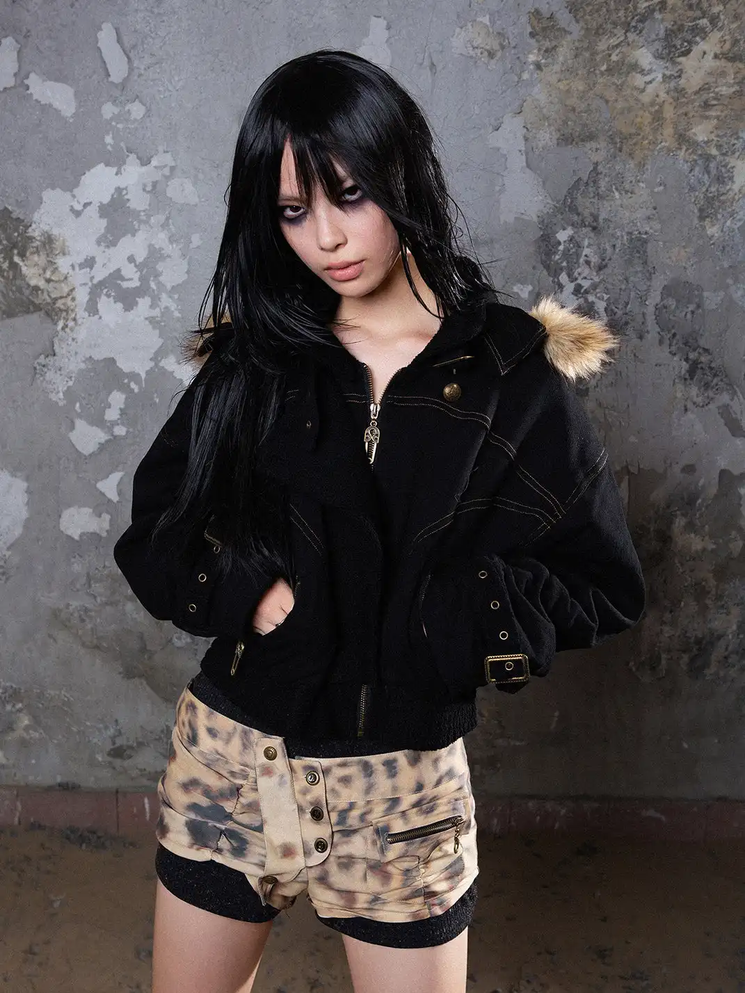 ARIADNAw | Heavy-Duty Two-Way Short Jacket With Fur Collar