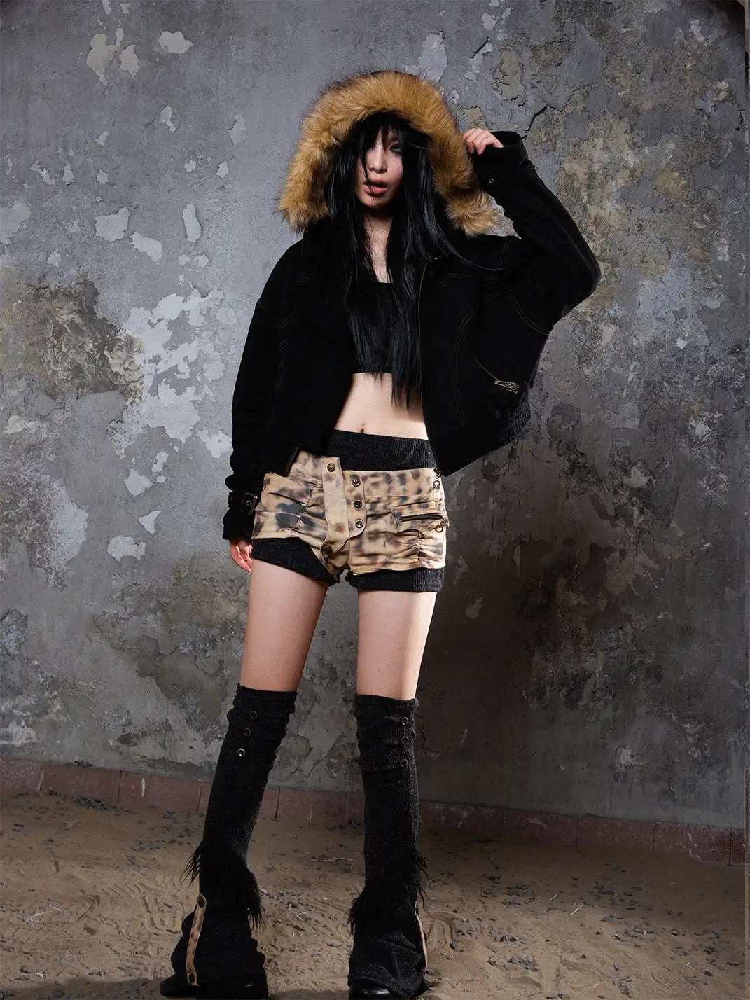 ARIADNAw | Heavy-Duty Two-Way Short Jacket With Fur Collar