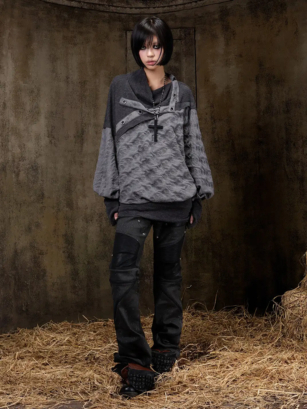 ARIADNAw | Turtleneck Batwing Sleeve Knit Top