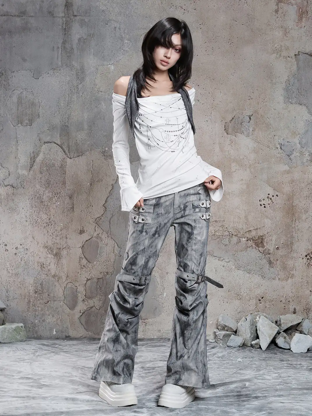 ARIADNAw | Asymmetrical Faux Two-Piece Long-Sleeve Knit Top