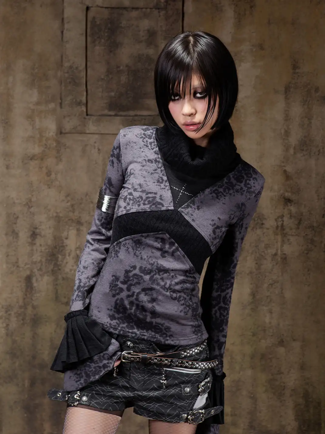 ARIADNAw | Contrast Slim Knit Long Sleeve Tee