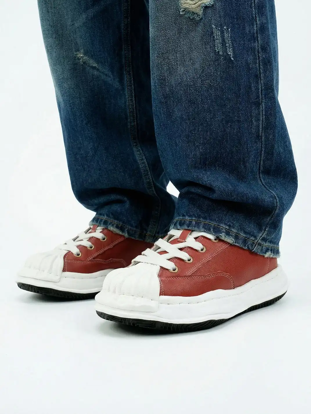 KAALIXTO | Red Shell Toe Sneakers with White Accents
