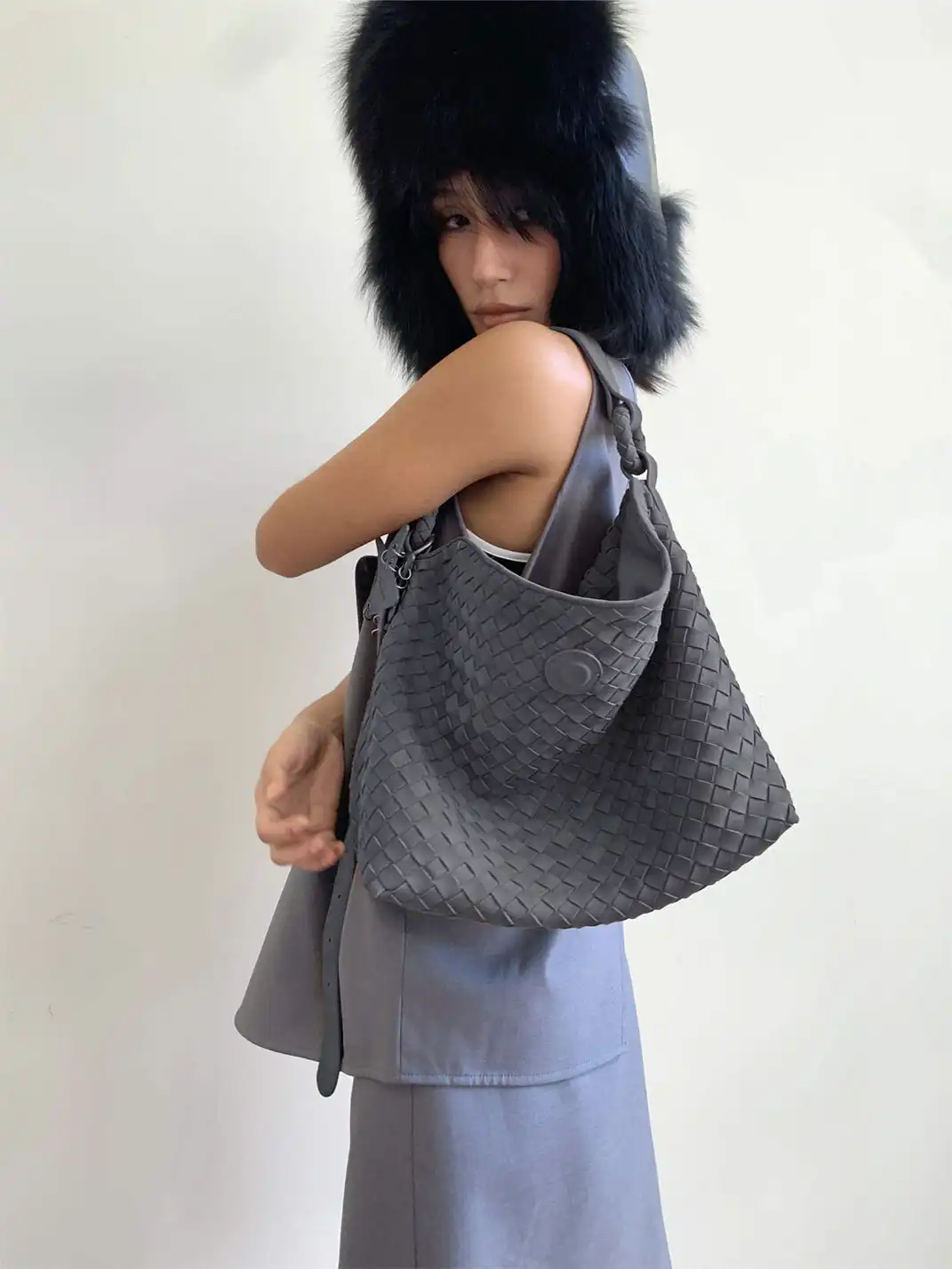 ECODAY | Small Suede Woven Tote Bag - 15.55*5.31*10.24 in