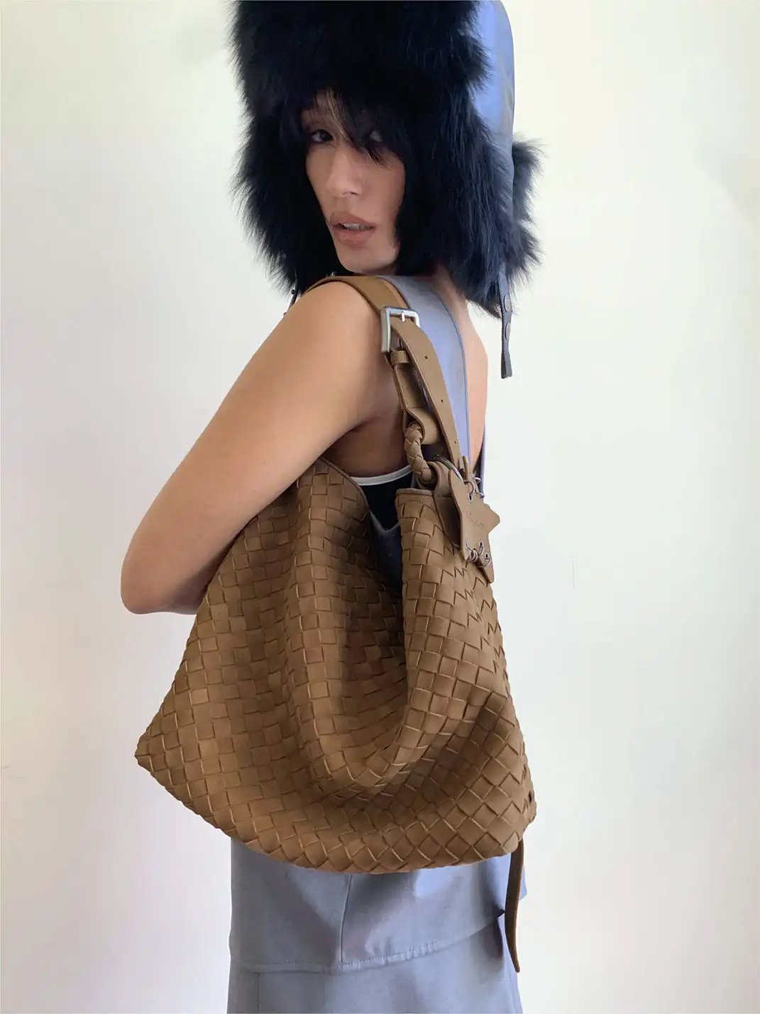 ECODAY | Small Suede Woven Tote Bag - 15.55*5.31*10.24 in