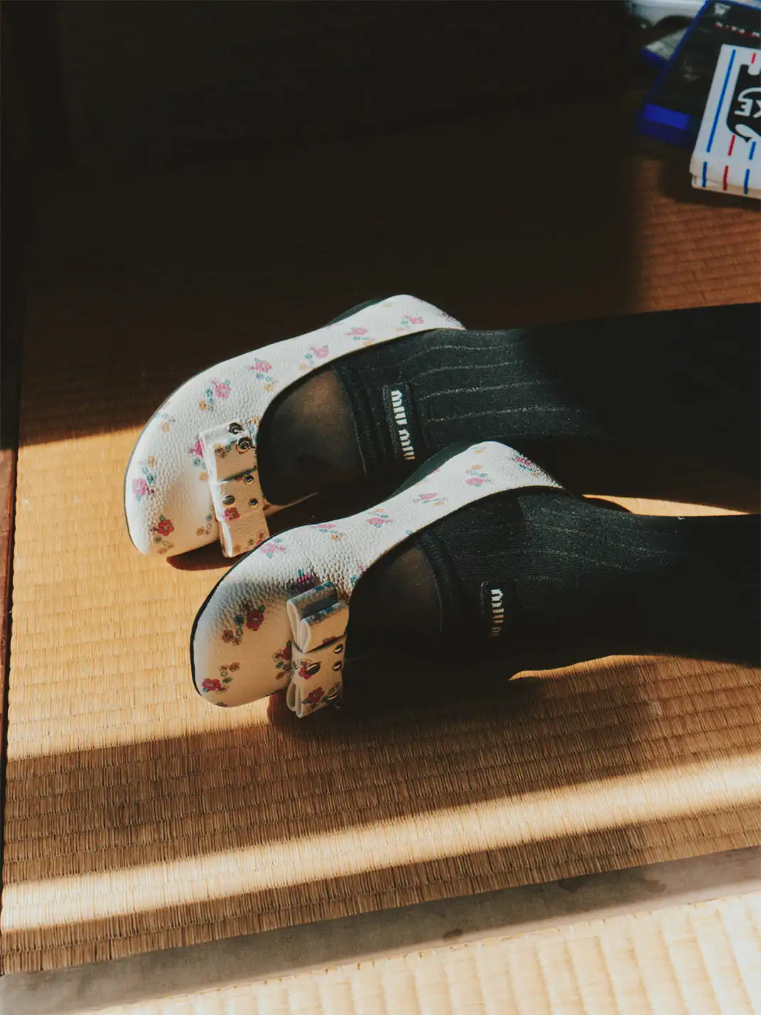 ECODAY | Bow-Adorned Ballet Shoes
