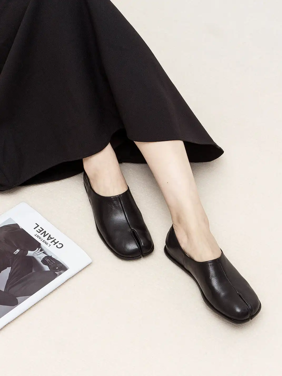 L'aise | Vegetable-Tanned Sheepskin Tabi Shoes