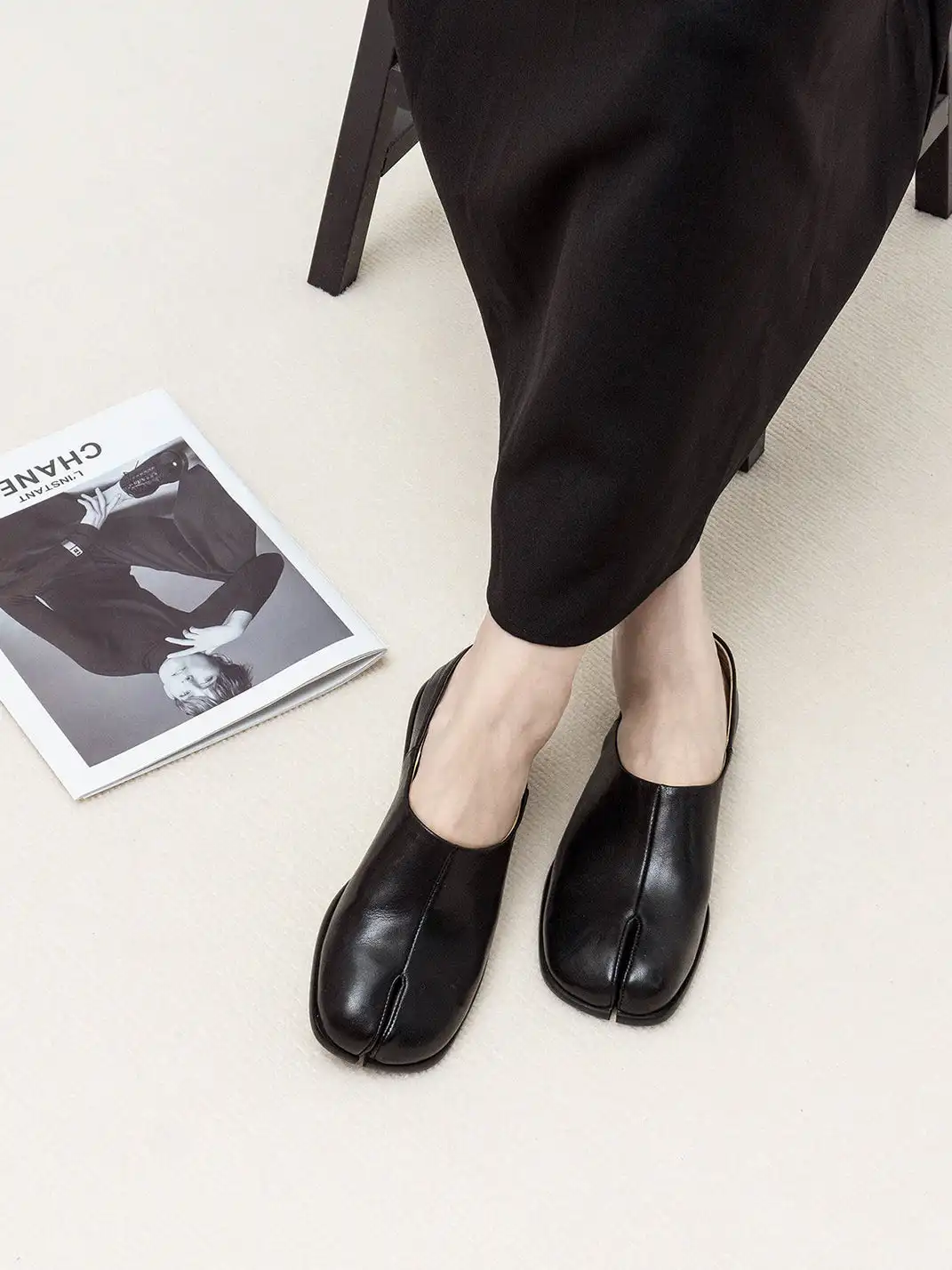 L'aise | Vegetable-Tanned Sheepskin Tabi Shoes