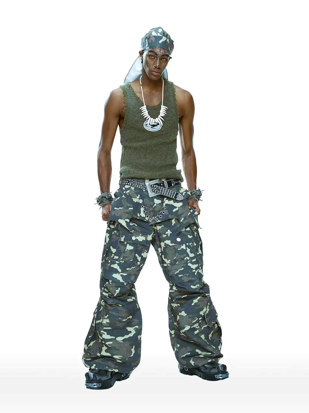 CYCYCY | Camouflage Rivet Detachable Wings Work Pants
