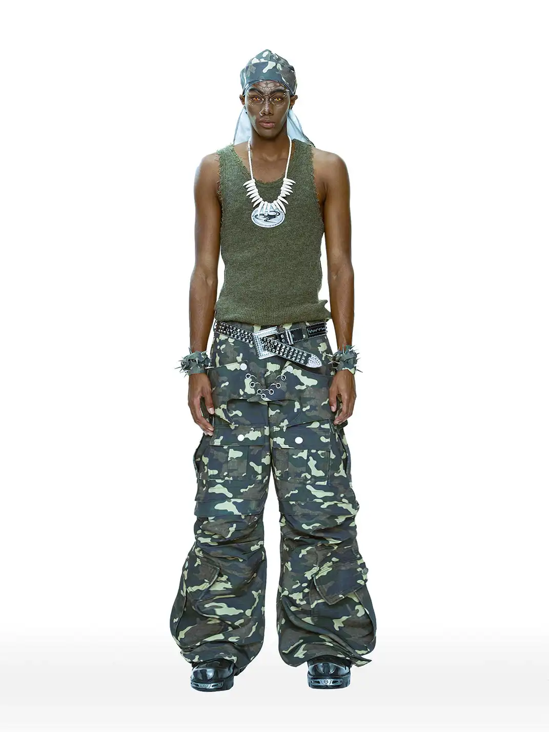 CYCYCY | Camouflage Rivet Detachable Wings Work Pants