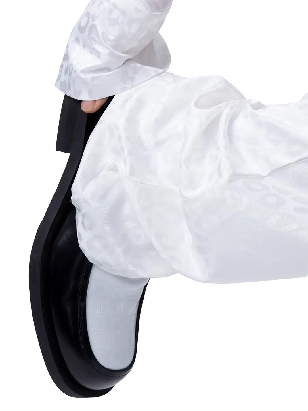 CYCYCY | Retro Square-Toe Crocodile-Patterned Patchwork Loafers-Black White