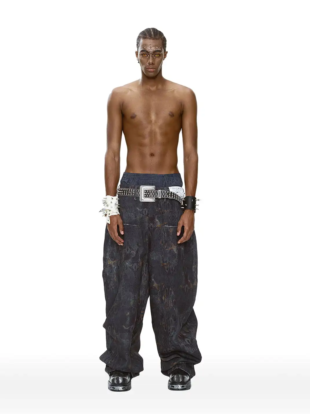 CYCYCY | Frayed And Mottled Flame Pattern Jeans