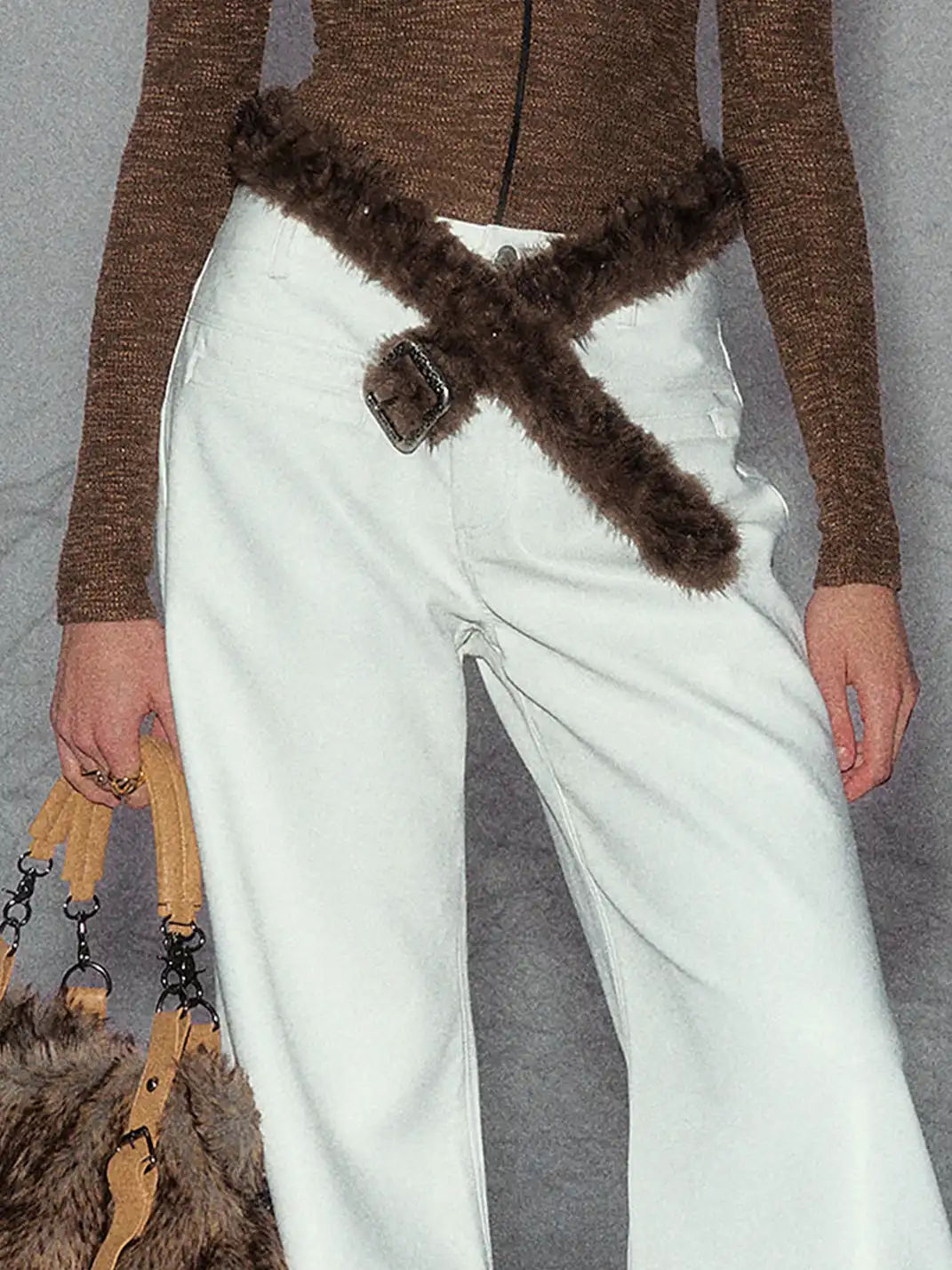 The NeverMore | Retro Brown Fur Belt