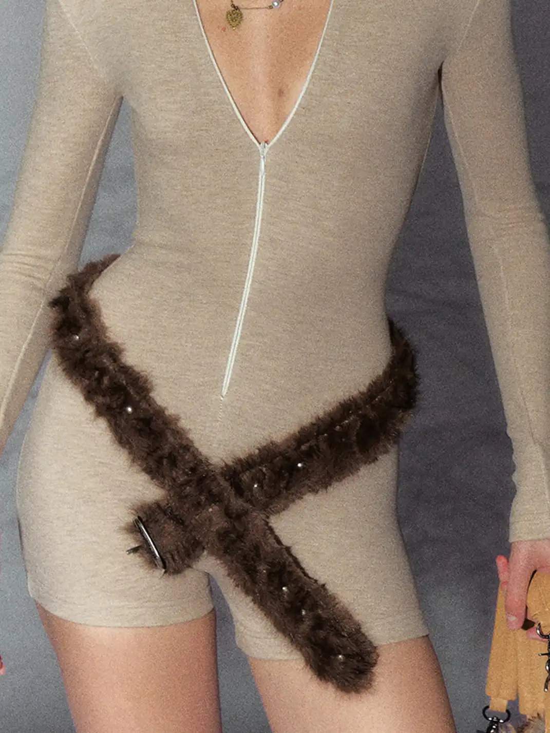The NeverMore | Retro Brown Fur Belt