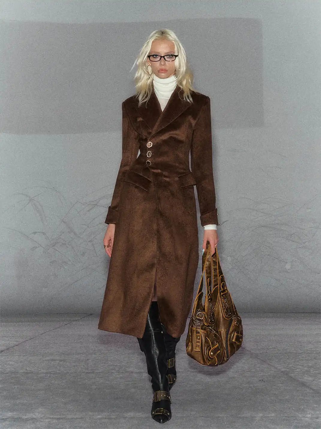 The NeverMore | Brown Wool Vintage Fitted Coat