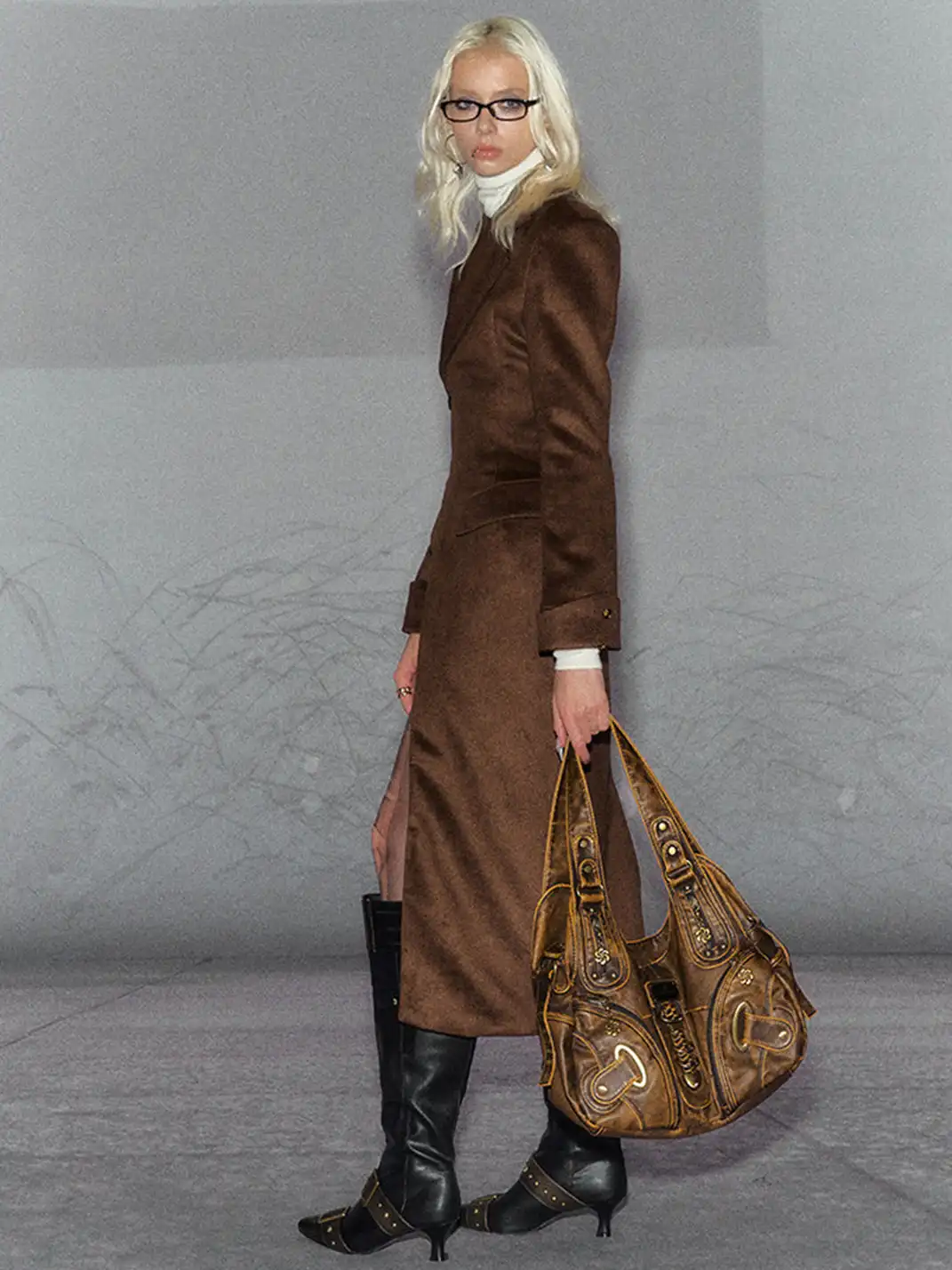 The NeverMore | Brown Wool Vintage Fitted Coat