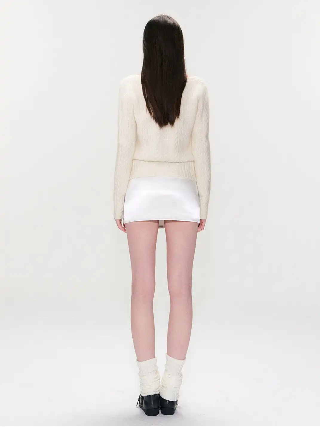 The NeverMore | Retro Cable Knit V-Neck Sweater
