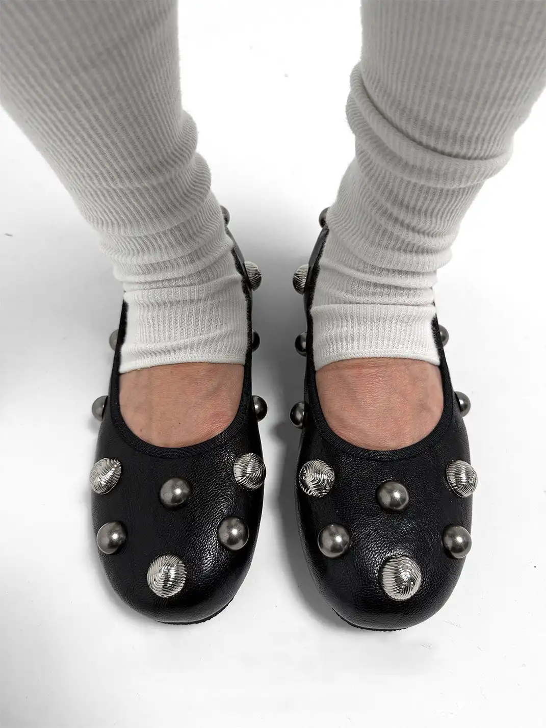 ABstract Garden | Vintage Studded Ballet Flats-Black