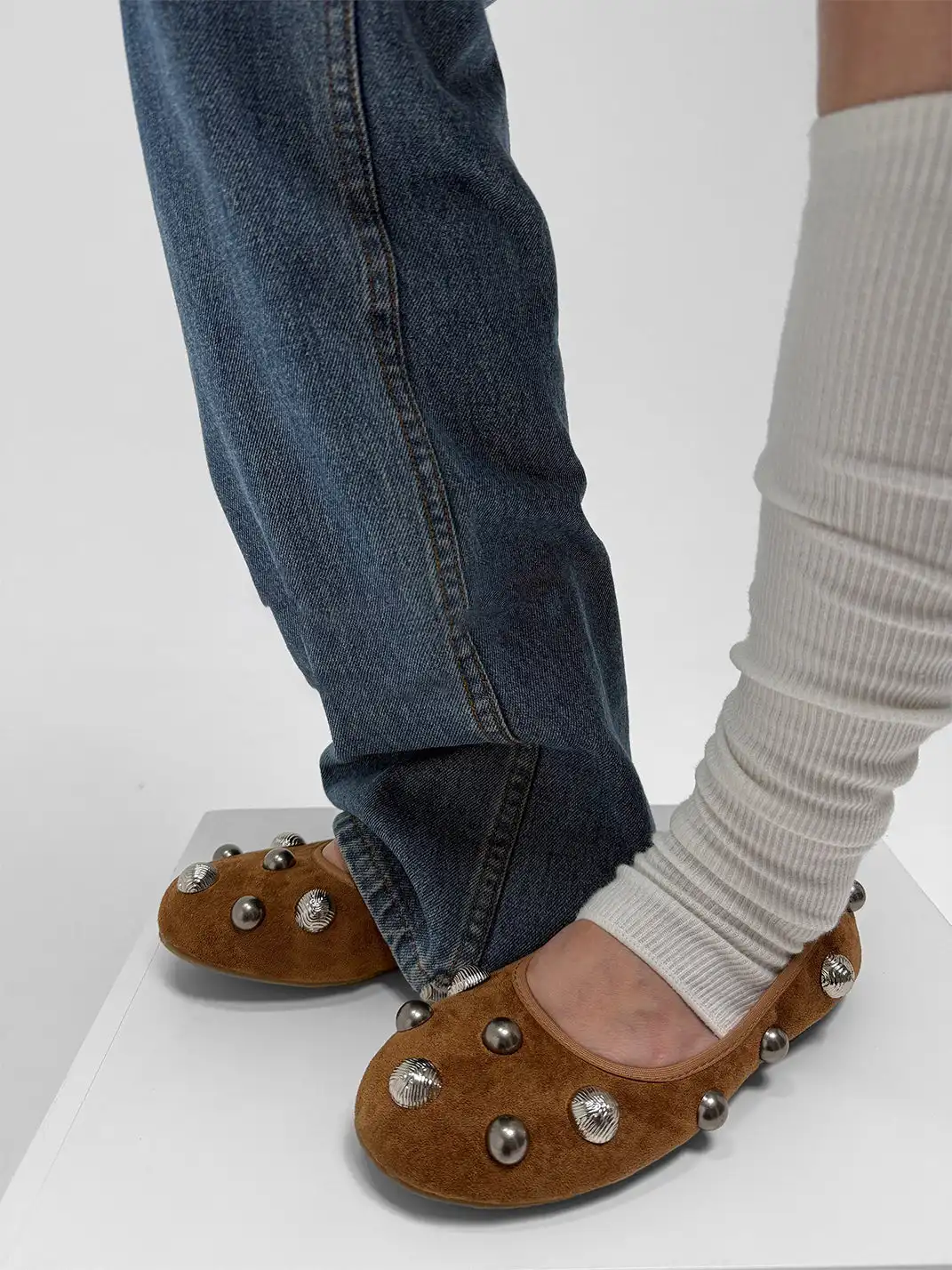 ABstract Garden | Vintage Studded Ballet Flats-Brown