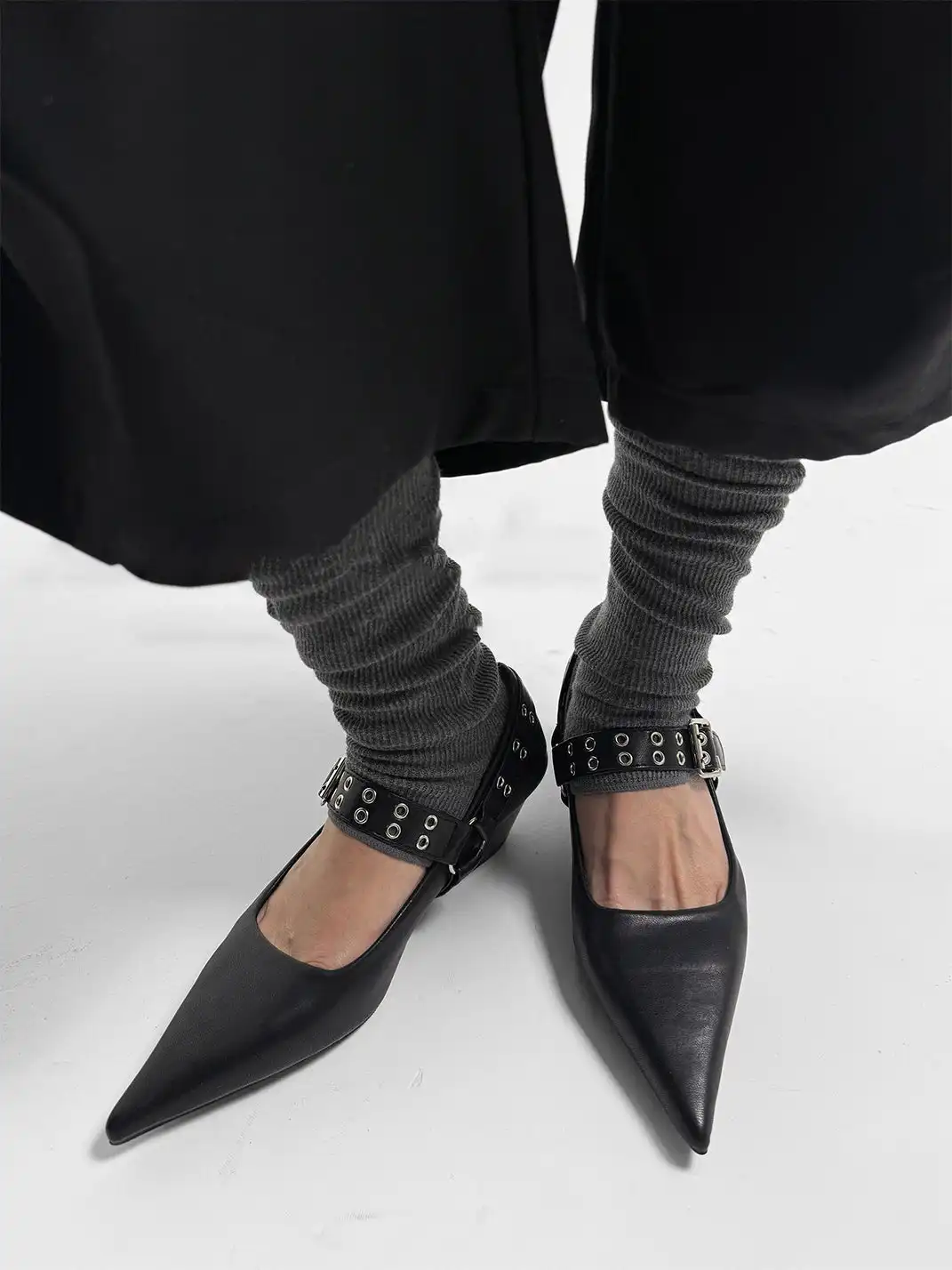 ABstract Garden | Studded Chunky Heel Pointed Toe Mary Jane Shoes