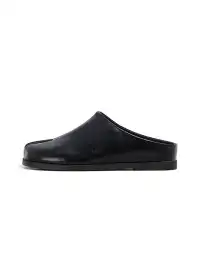 OLDMEOW | Split-toe Flat Sandals