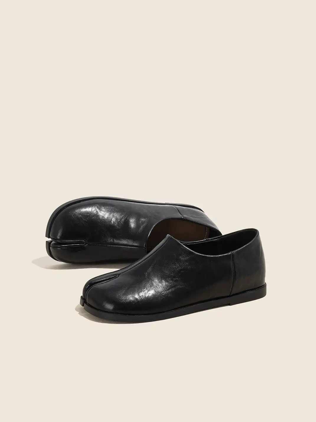 OLDMEOW | Low-Cut Retro Split-Toe Loafers
