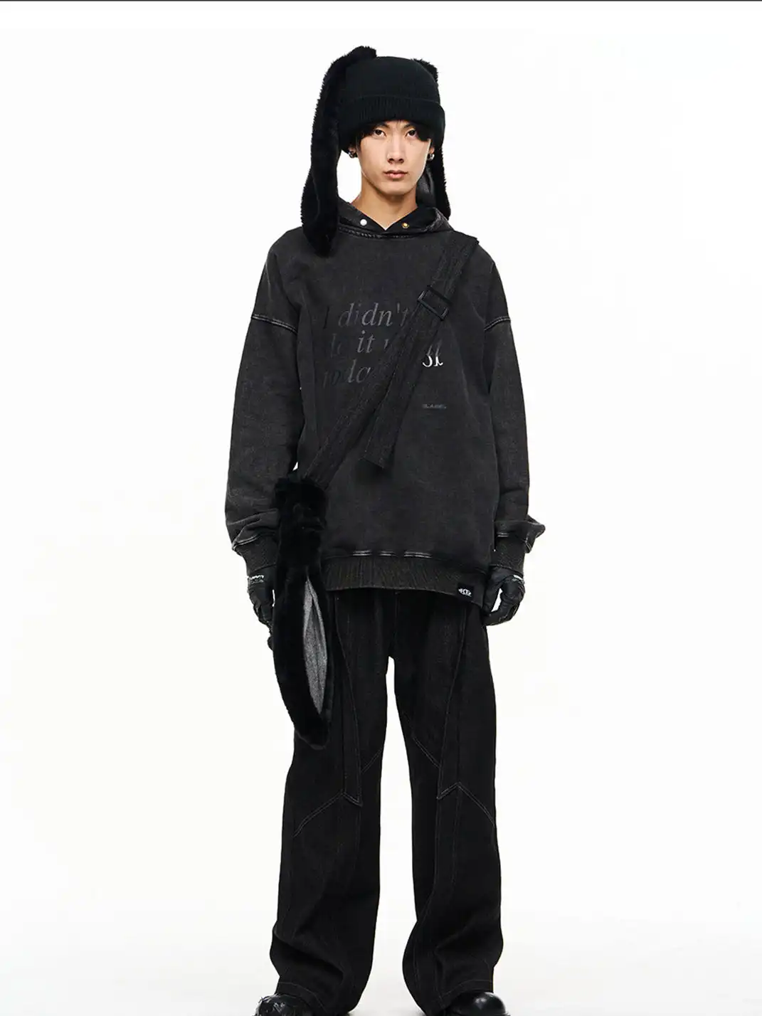 RELABEL | Detachable Bunny Ear Cap