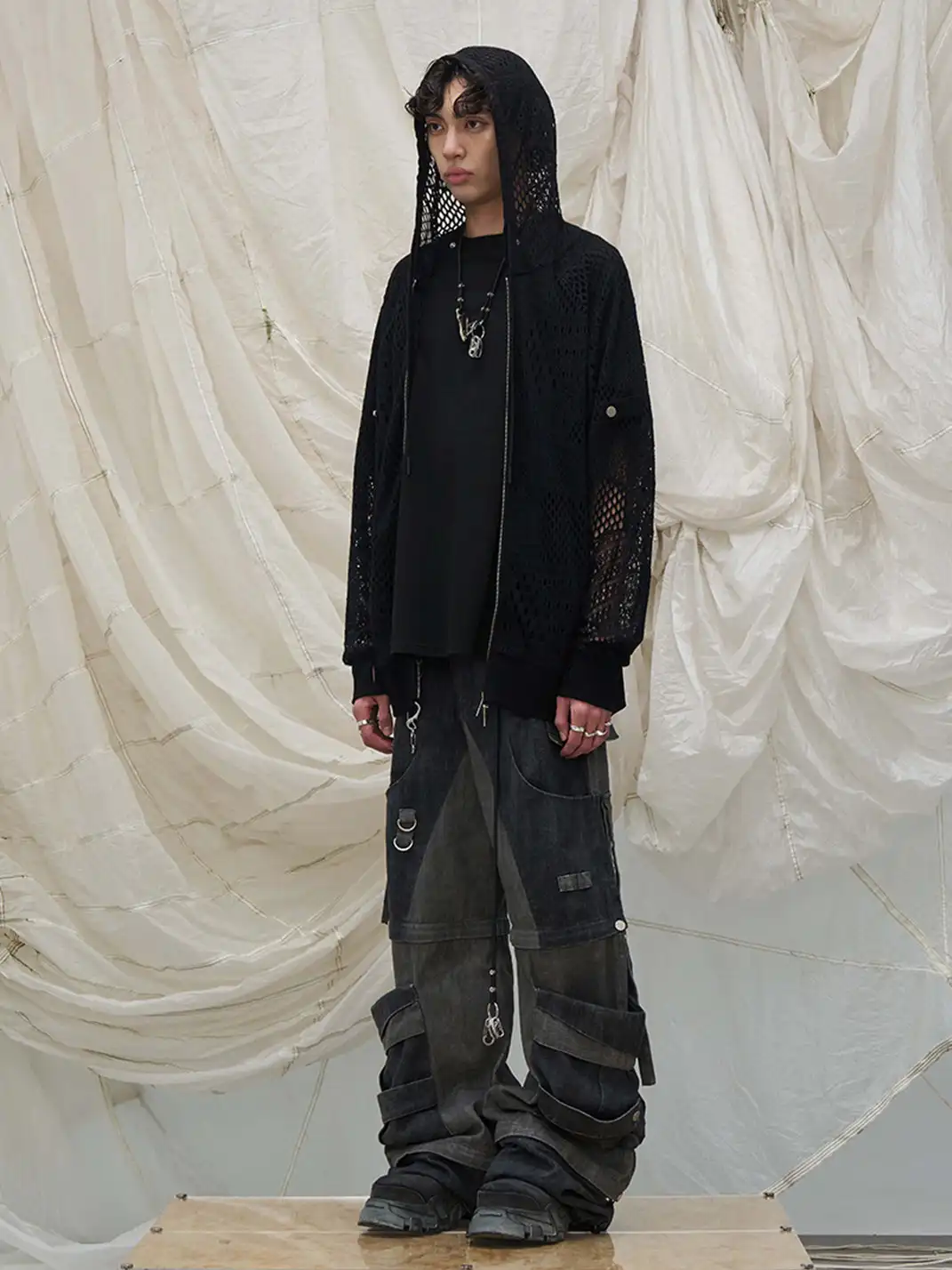 RELABEL | Multi-Detachable Straps Cargo Pants