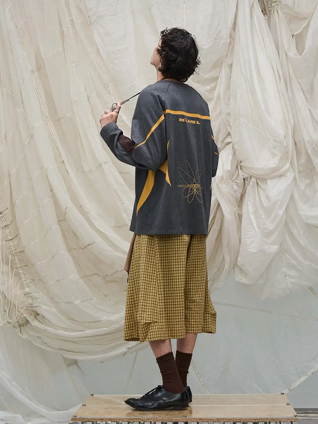 RELABEL | No.21 Spliced Layered Long-Sleeve Tee
